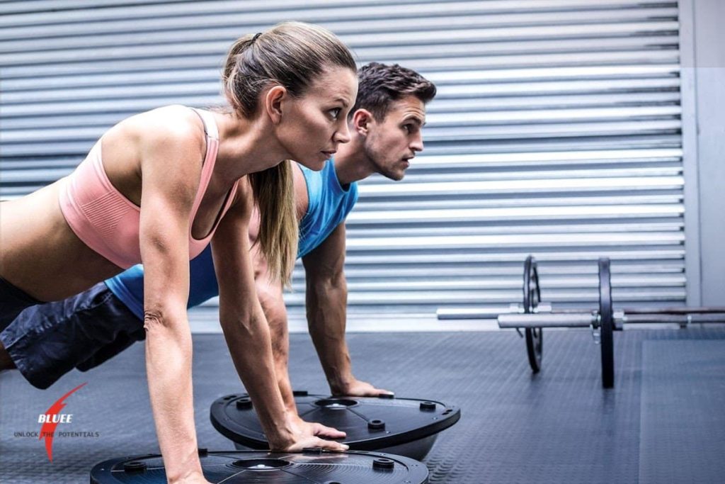 10 REASONS TO TRAIN AT HOME 1 Train at home