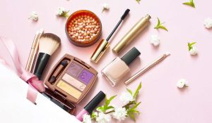 5 Makeup Products Every Beauty Enthusiast Needs 10 Makeup Products