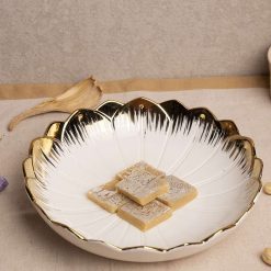 Golden Edge White Dish (650 Ml) 5 golden edge white dish 650 ml 1 Golden Edge White Dish (650 Ml)